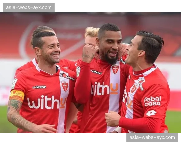 战平分析:水晶宫在领先局面下未能守住胜果,保级形势依然严峻 战平分析:水晶宫在领先局面下未能守住胜果,保级形势依然严峻