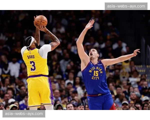 深度复盘:湖人如何依靠二次进攻与篮板优势击败掘金 深度复盘:湖人如何依靠二次进攻与篮板优势击败掘金