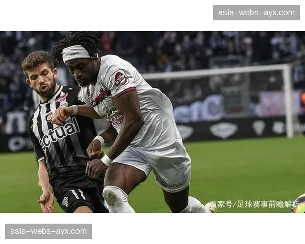 从垫底到安全:深度通讯回顾克莱蒙俱乐部艰难的保级之路 从垫底到安全:深度通讯回顾克莱蒙俱乐部艰难的保级之路