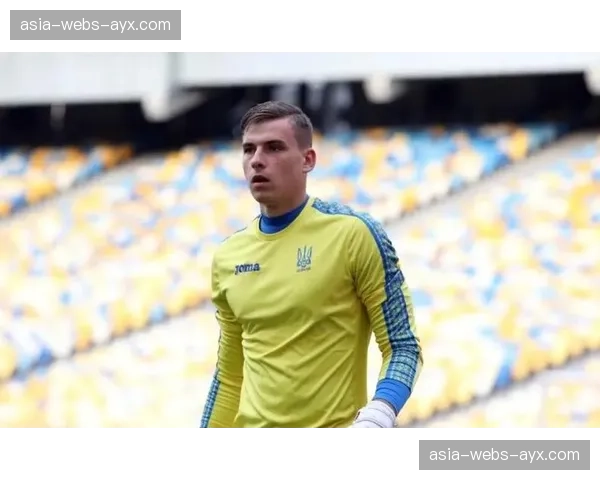 卢宁多次关键扑救，皇马门将表现获认可